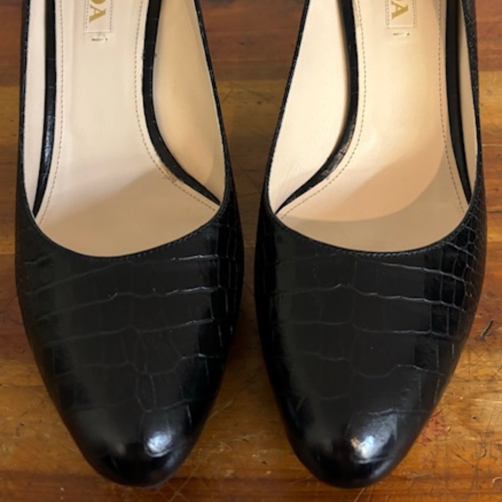 Prada Black Pump